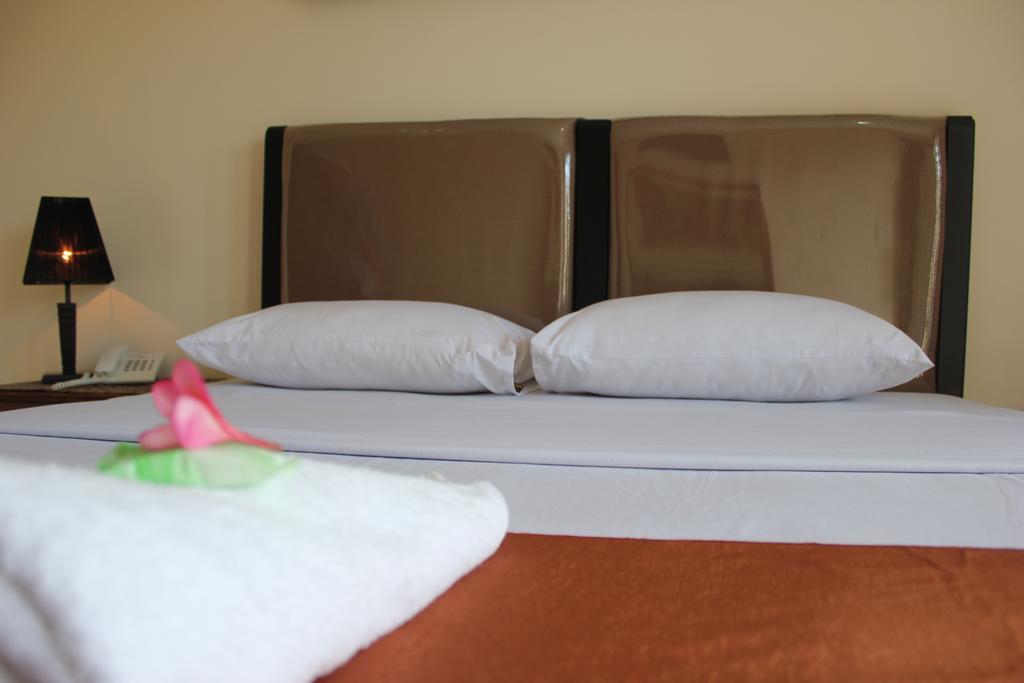 Hotel Puri Nusantara Кута Екстер'єр фото