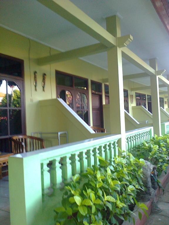 Hotel Puri Nusantara Кута Екстер'єр фото