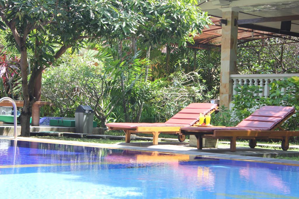 Hotel Puri Nusantara Кута Екстер'єр фото