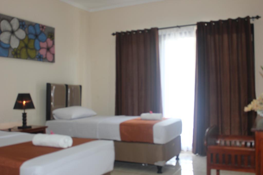 Hotel Puri Nusantara Кута Екстер'єр фото