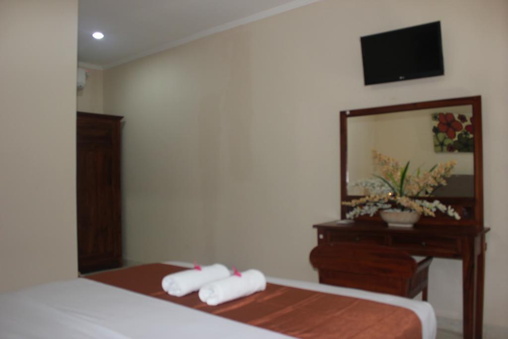 Hotel Puri Nusantara Кута Екстер'єр фото
