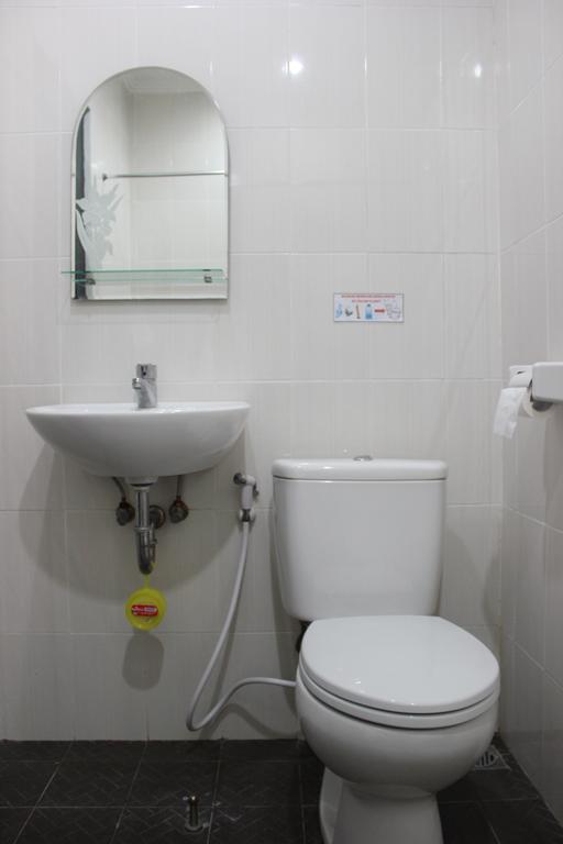Hotel Puri Nusantara Кута Екстер'єр фото